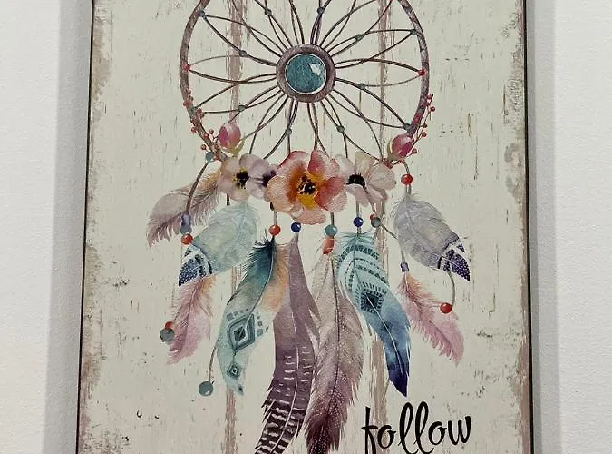 Al Malina 3bdr Family With Parking Space Near Airport And Iec *